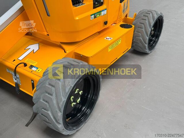 منصة عمل تلسكوبية مفصلية Nifty Lift HR 12 Hybride 4x4