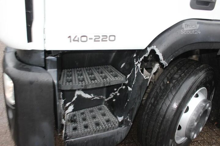 Soğutmalı/dondurulmuş taşıma Iveco Eurocargo 140e22 + EURO 6 + LOW KM + chereau