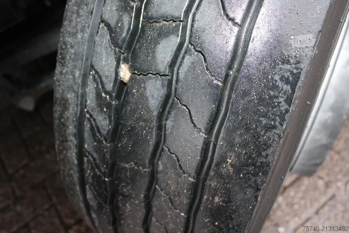 Soğutmalı/dondurulmuş taşıma Iveco Eurocargo 140e22 + EURO 6 + LOW KM + chereau