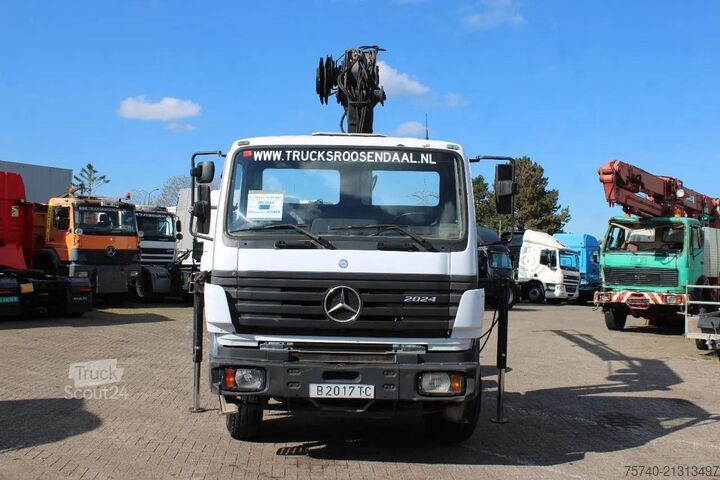Dépanneuse Mercedes-Benz SK 2024 + HIAB 125 + MANUAL