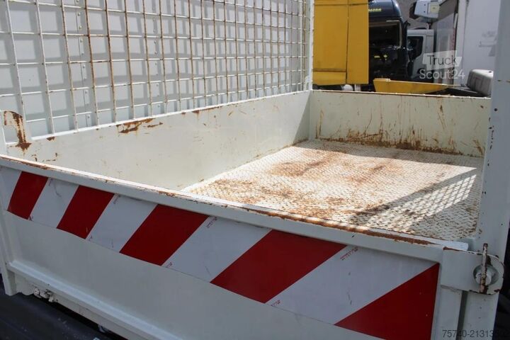 Benne fermée Mercedes-Benz Atego