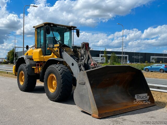 Radlader Volvo L90H