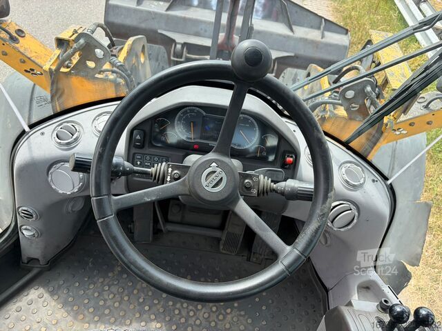 Radlader Volvo L90H