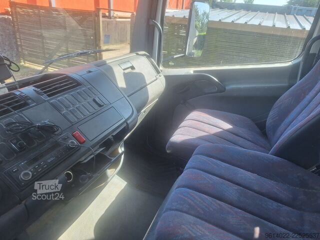 Camion benne Mercedes-Benz Atego 1217