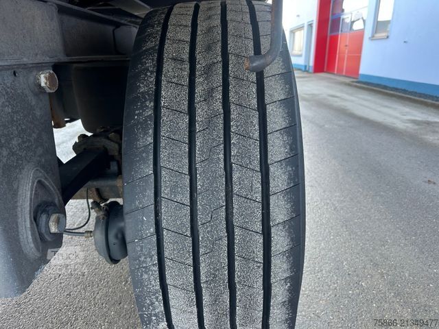 Skříňový přívěs  KFB Jessen  Iso Kofferanhänger durchladbar LBW 2