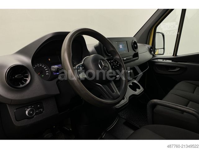 Fourgon pick-up MERCEDES-BENZ Sprinter 317 DoKa Aut.*Pritsche* AHK 3,5t+6-Sitz