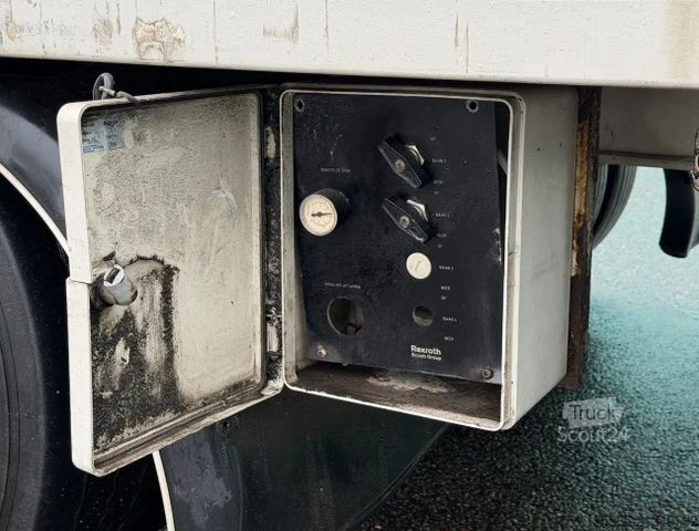 Remorque frigorifique Burg VAN BEUREN ISOLATED BOX SIDE DOORS TRS COOL