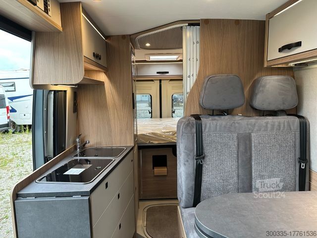 Τροχόσπιτο αυτοκινούμενο PÖSSL 2 Win R Plus - CSL Munich Edition - Automatik