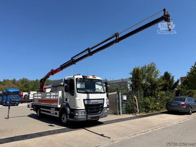 LKW mit Pritsche (offen) DAF LF 230 Pritsche+Kran Palfinger PK8501