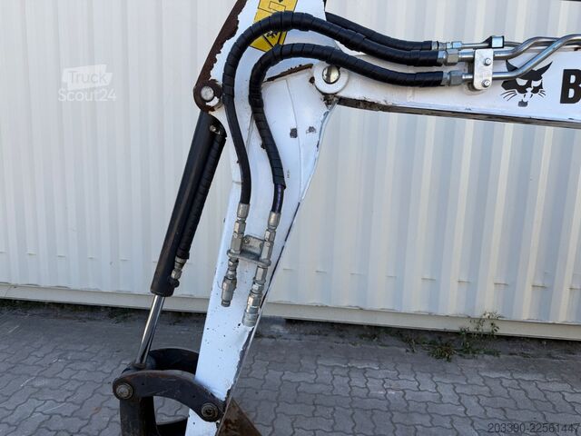 Minigraver BOBCAT E26 / 2021 BJ / 2 x Löffel / 1.665 H