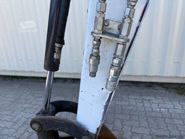 Minigraver BOBCAT E26 / 2021 BJ / 2 x Löffel / 1.665 H