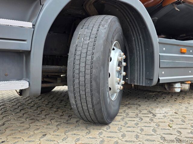 LKW mit Tankaufbau SCANIA P 320 DB4X2MNA | ADR AT FL | Teilledersitze