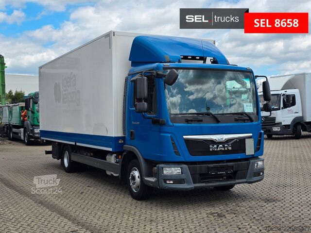 Фургон (вантажний автомобіль) MAN TGL 12.220 4X BL | Rückfahrkamera | Ladebordwand