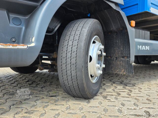 Фургон (вантажний автомобіль) MAN TGL 12.220 4X BL | Rückfahrkamera | Ladebordwand