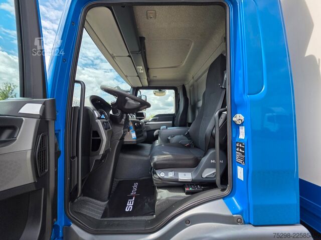 Фургон (вантажний автомобіль) MAN TGL 12.220 4X2 BL | Rückfahrkamera | Ladebordwan