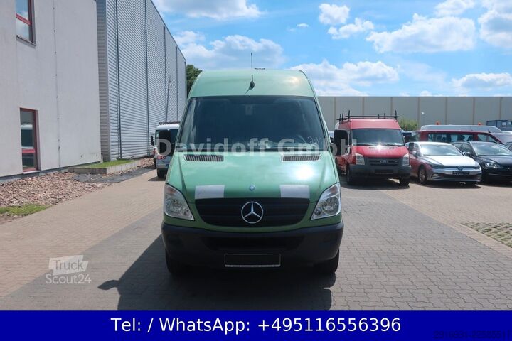 Slēgtais furgons MERCEDES-BENZ Nr.241 Sprinter 311CDI AHK / Fahrtenschreiber