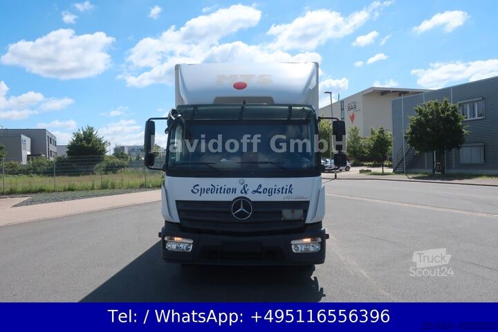 Transporter mit Koffer MERCEDES-BENZ Nr.1231 Atego 3 4x2 / Luftfahrwerk / Ladeboard.