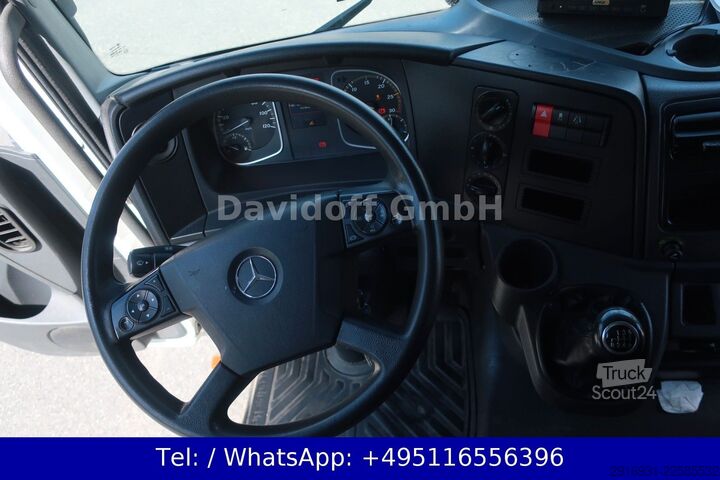 Transporter mit Koffer MERCEDES-BENZ Nr.1231 Atego 3 4x2 / Luftfahrwerk / Ladeboard.