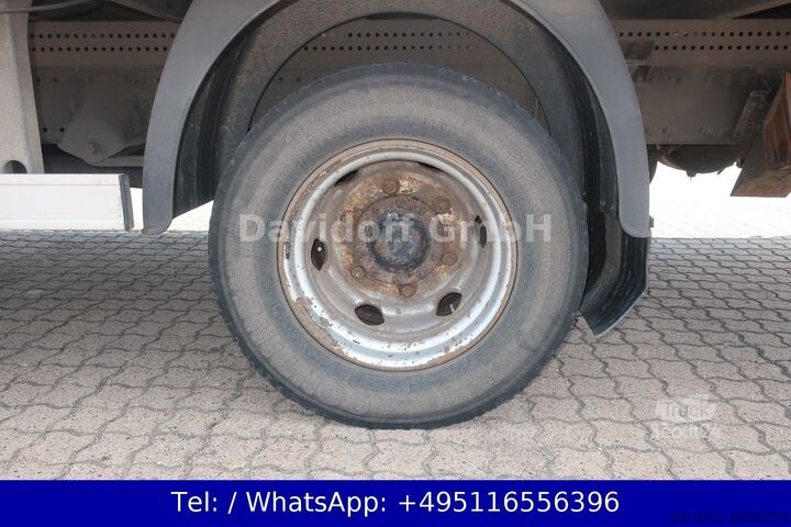 Transporter mit Koffer MERCEDES-BENZ Nr.1231 Atego 3 4x2 / Luftfahrwerk / Ladeboard.