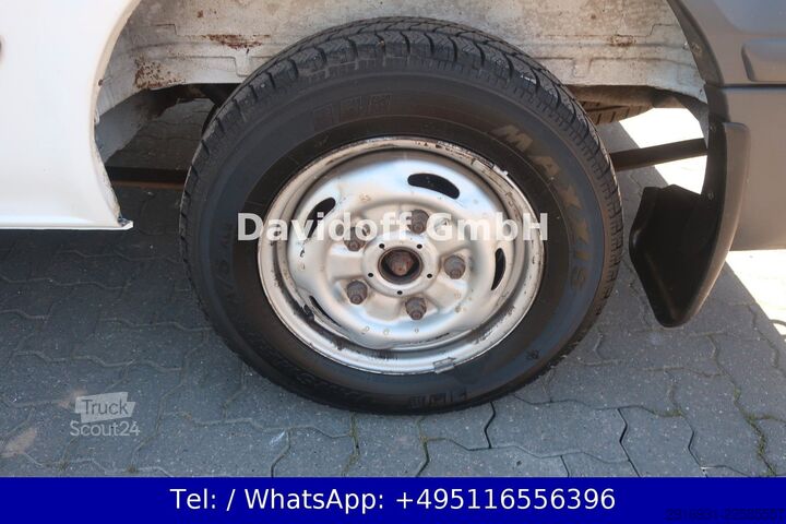 Minibus FORD Transit Kombi FT 300 L / 9 Sitze / Nr. 209