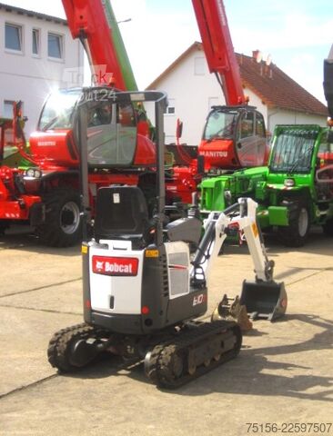 Kompaktlader Bobcat E 10 z * 2x Löffel * * Verstellfahrwerk