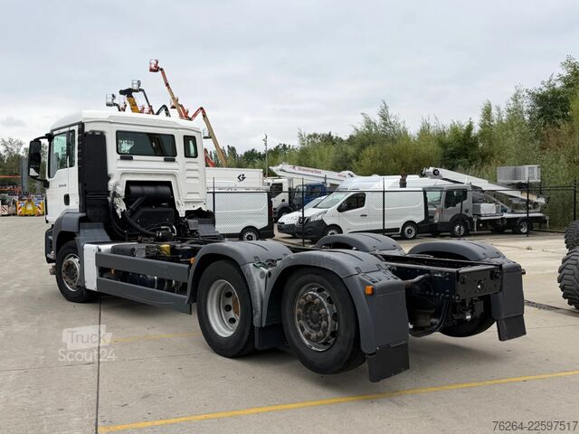 Fahrgestell mit Fahrerhaus MAN TGS 26.320 WB 5.55 EURO5