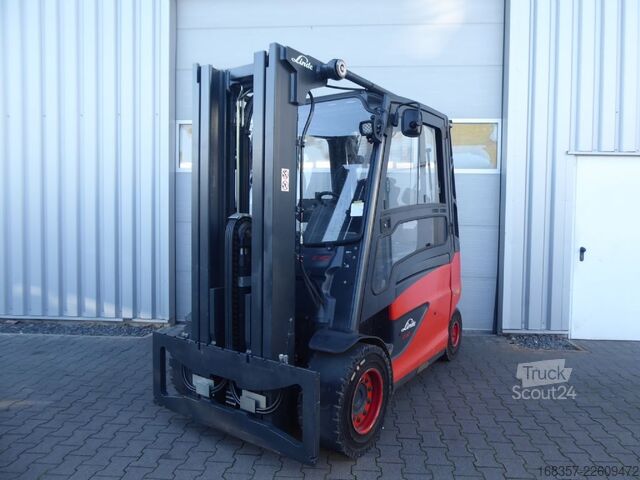Priekšējās iekrāvēja autoiekrāvējs Linde E40H-01/600