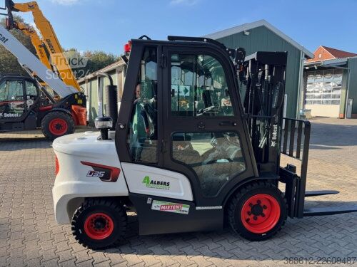 Челен мотокар Bobcat D 35 NXS
