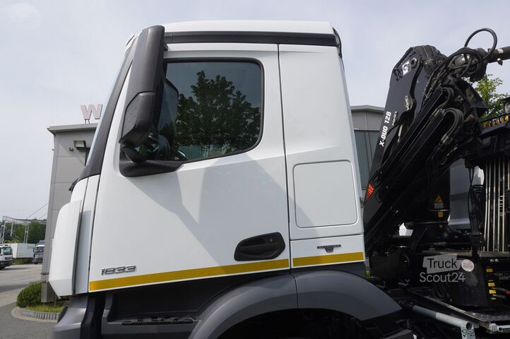 3stranný sklápěč s HDS Mercedes-Benz Arocs 1833 / 87,000 km!!! / Hds HIAB