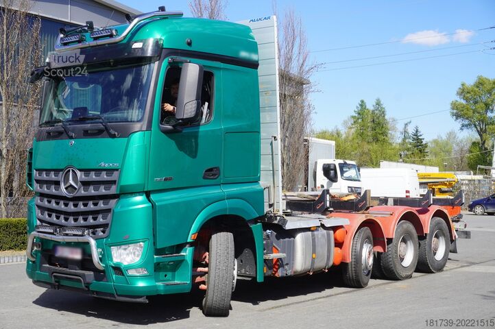 Plattform med stolper Mercedes-Benz Arocs 3563 8 × 4 / 630 HP /steered axle