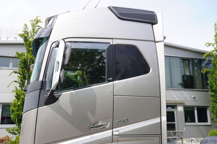 Fahrgestell Volvo FH16 750 8x4x4 / 750 HP! / chassis / 4th