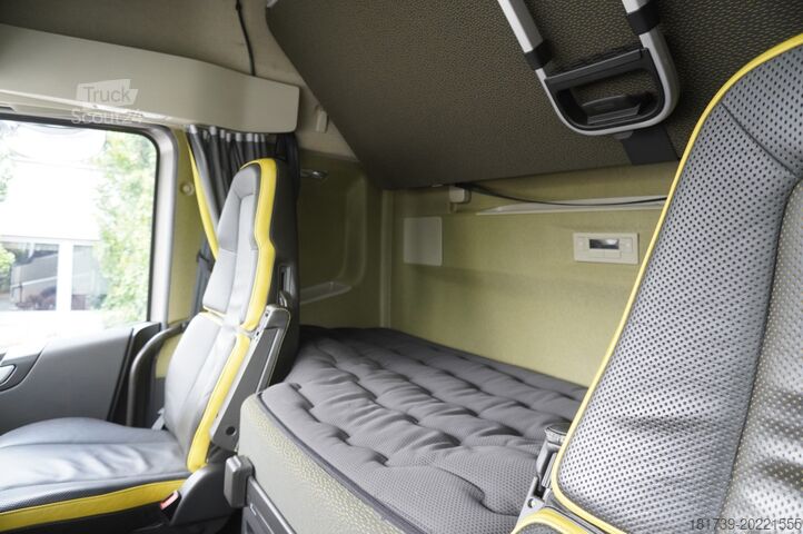 Fahrgestell Volvo FH16 750 8x4x4 / 750 HP! / chassis / 4th