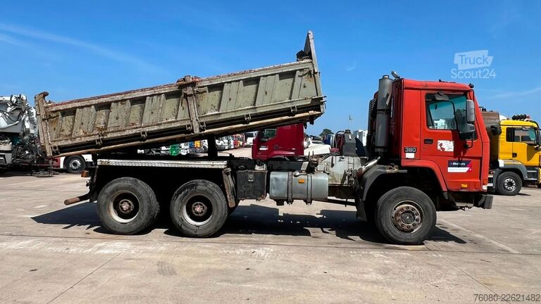 قلابة ذات 3 اتجاهات Volvo FL12-380 (6X6 / EJES GRANDES / LAMES / BIG AXLE...