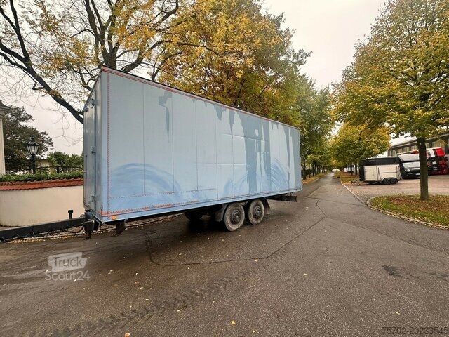 Veetransporter Mercedes-Benz 817 3-4 Pferde mit Beilharz TAP 8,7 Tandemanh.
