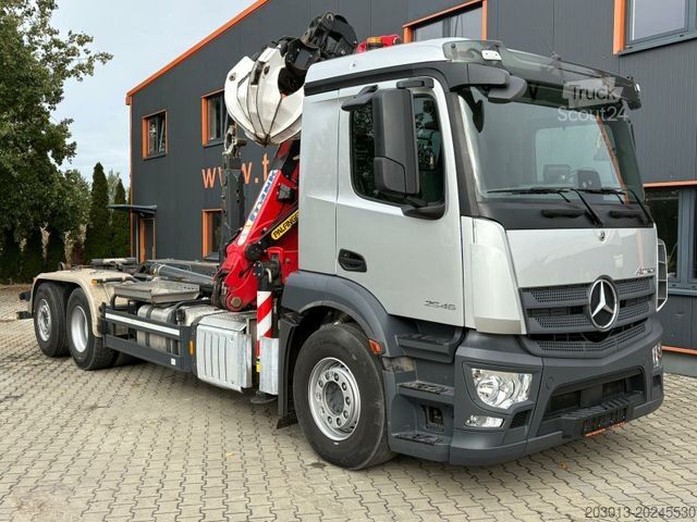 Kamyon üzerine monteli vinç MERCEDES-BENZ ACTROS 2546 6x2 Abrollkip Kran Palfinger Q150Z95