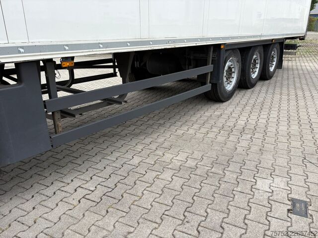 Transporte refrigerado/congelado Schmitz Cargobull N/A Carrier Vector 1550 D+E 250H 265B NL Traile...