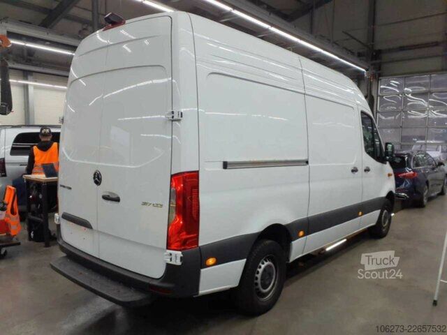Fourgon Mercedes-Benz Sprinter 317 CDI,L2H2,Automatik,Kamera,Navi