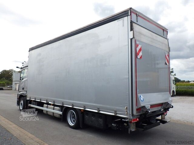 Вантажівка з відкритою платформою MERCEDES-BENZ 1833 LnR L-Fhs./Pritsche 7,35m/LBW 2to/Vollluftg