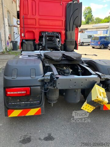 Tracteur routier standard DAF XF 450