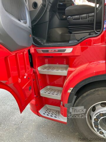 Tracteur routier standard DAF XF 450