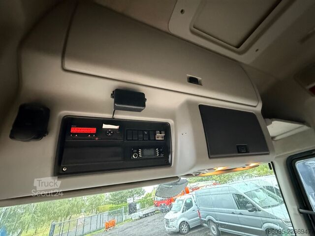Felépítménycserélő teherautó RENAULT Premium DXI 11-450 Privilege 6x2 BDF/Klima/EURO5