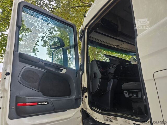 Tracteur routier standard SCANIA R410 Highline