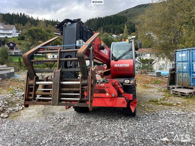 Teleskoplastere Manitou MRT2540 w/ radio control, crew basket, 2 sets of p