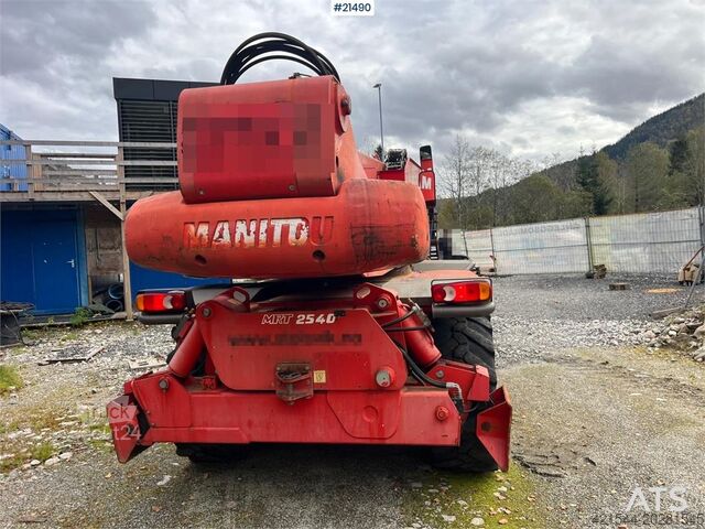 Teleskoplastere Manitou MRT2540 w/ radio control, crew basket, 2 sets of p