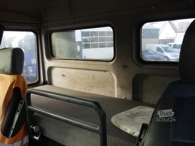 Châssis avec cabine MAN 33.464 F2000 F2000 6X4 STEELSPRINGS TREKKER CHA...