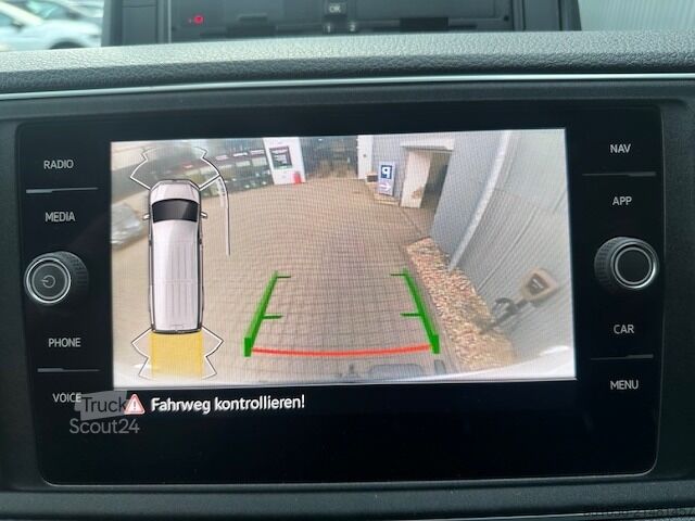 Fourgon tôlé Volkswagen Crafter Kasten 35 2.0 TDI MR 130KW NAVI/KAM/AHK