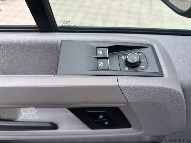 Fourgon tôlé Volkswagen Crafter Kasten 35 2.0 TDI MR 130KW NAVI/KAM/AHK