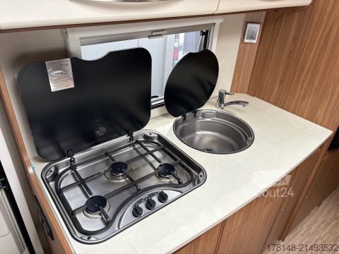 Capucine Carado A 361