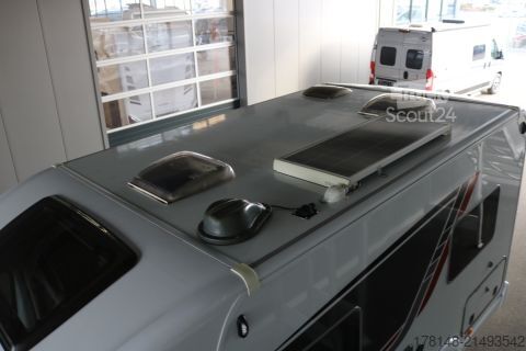 Camper semintegrato Bürstner Nexxo Van T 569