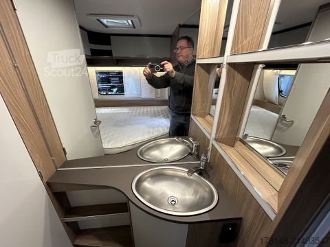 كرافان Bürstner Premio 550 TK